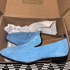 Mens size 11 blue suede loafers / NEW